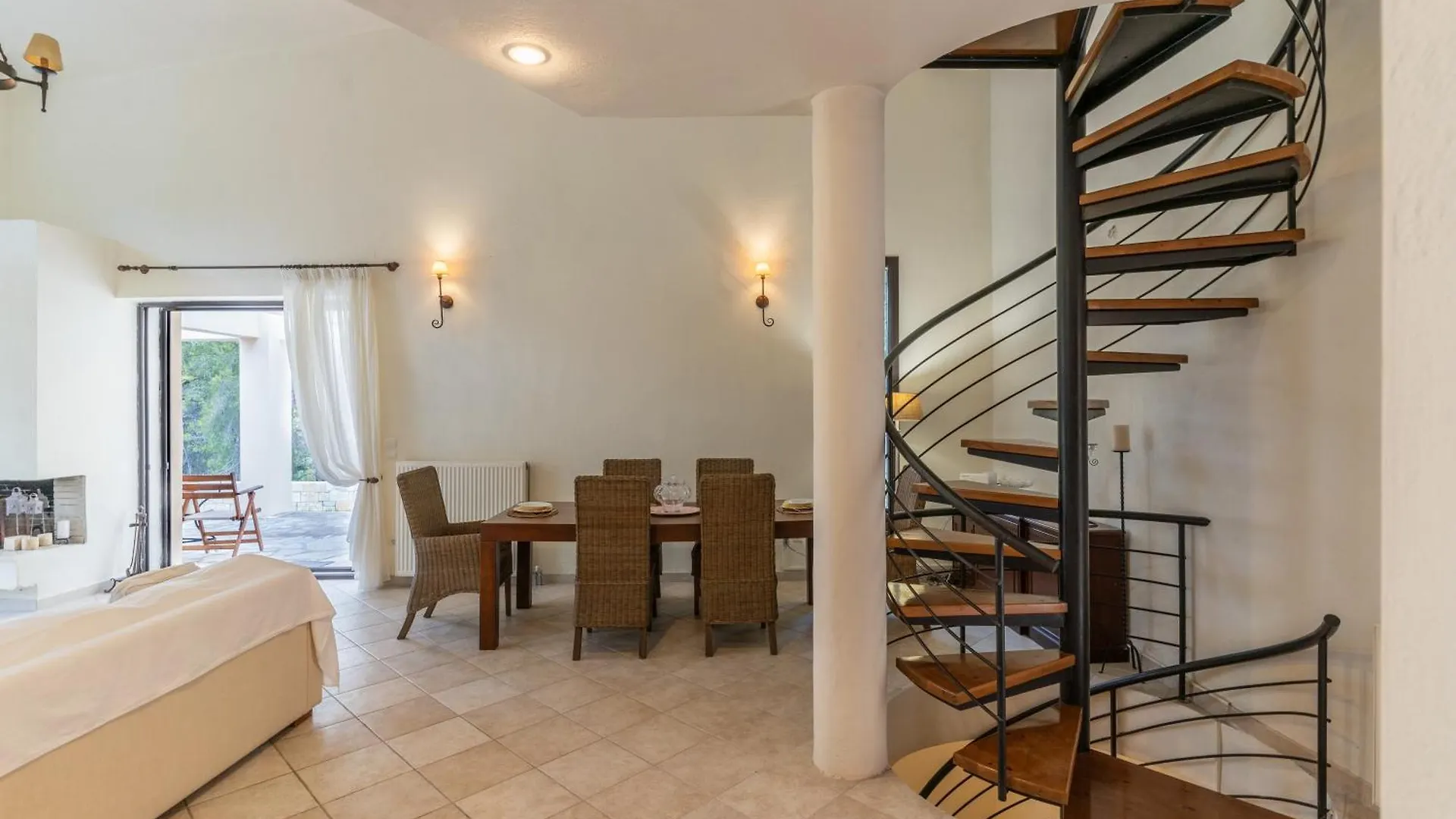 Emerald Grove By Halu! 2 Bedroom Villa With Playroom Sani