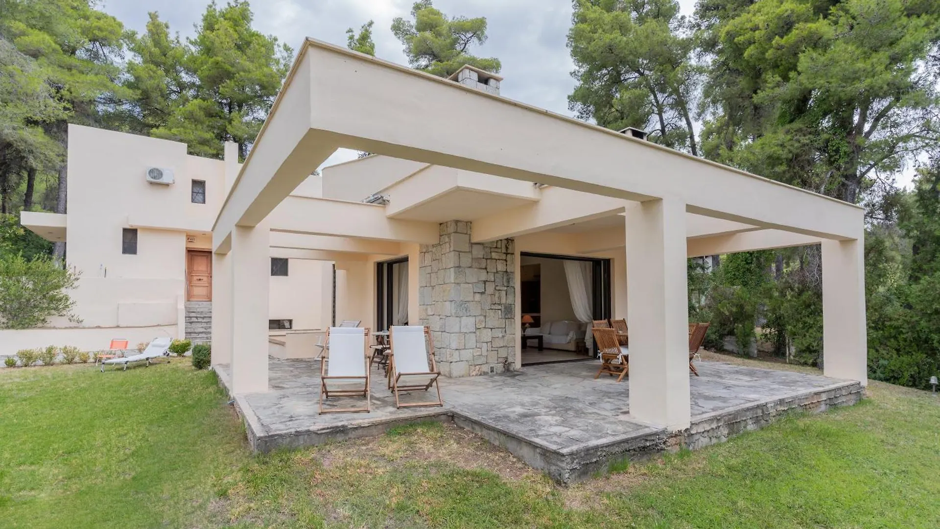 Emerald Grove By Halu! 2 Bedroom Villa With Playroom Sani  0*, Sani (Chalkidiki)